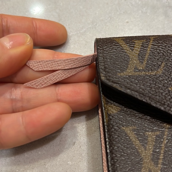 Louis Vuitton wallet - Picture 5 of 5